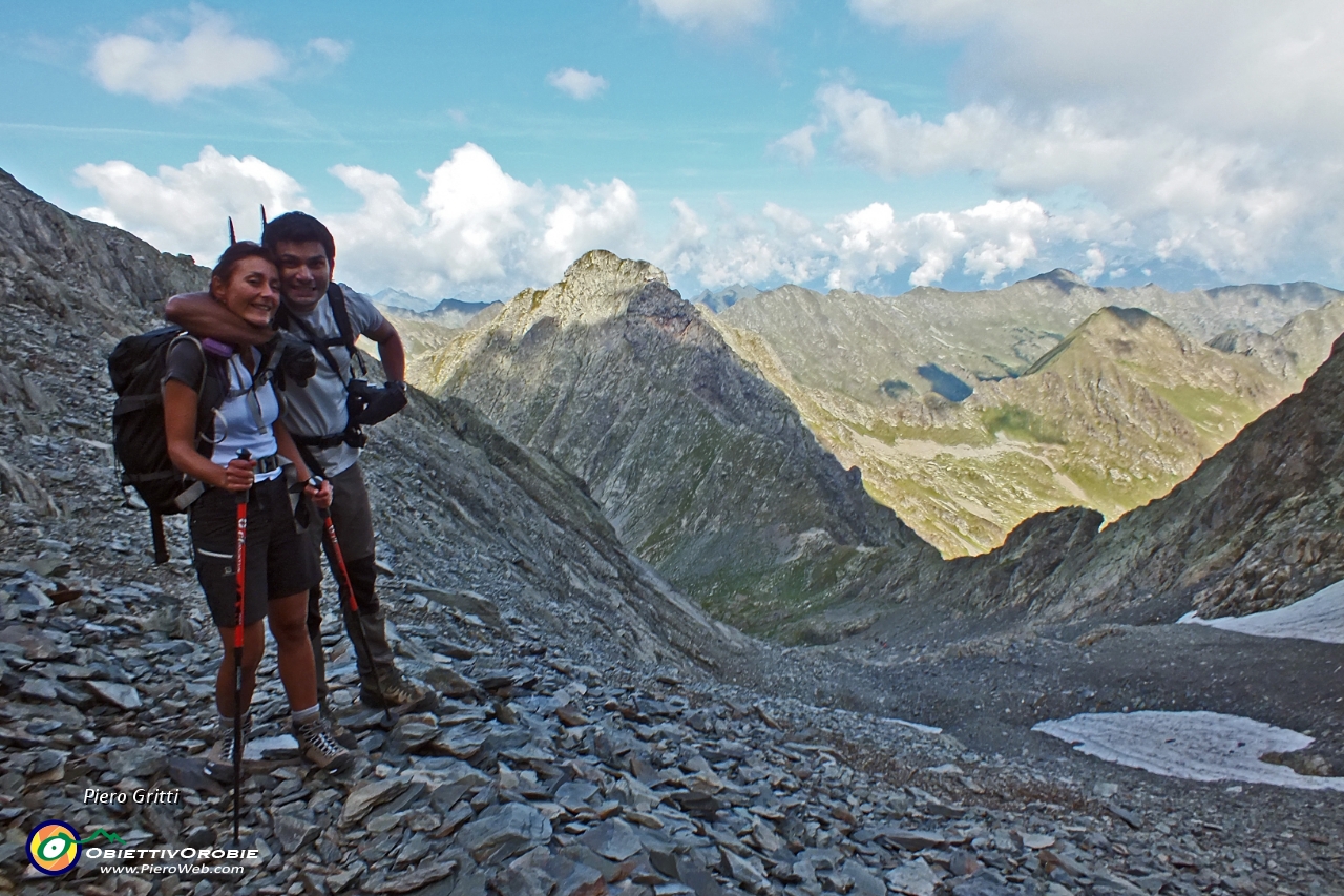 26 il canalone con vista in Passo e Pizzo di Cigola....JPG